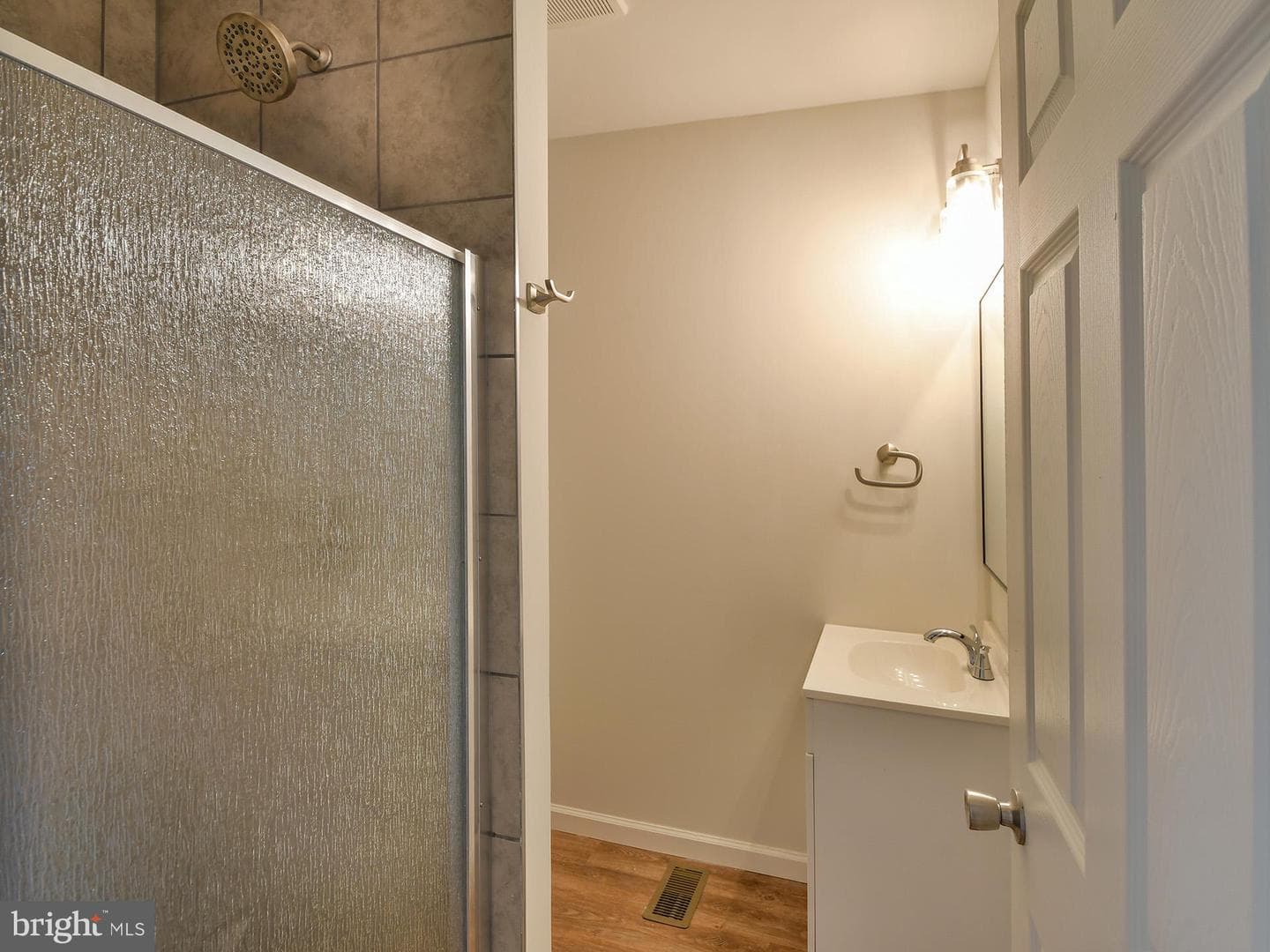 2114 Cliftwood Avenue photo 47