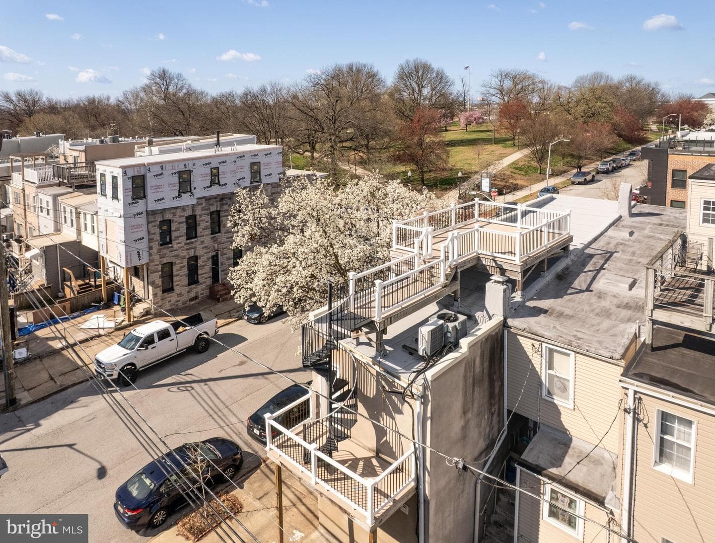 1543 Covington Street photo 2