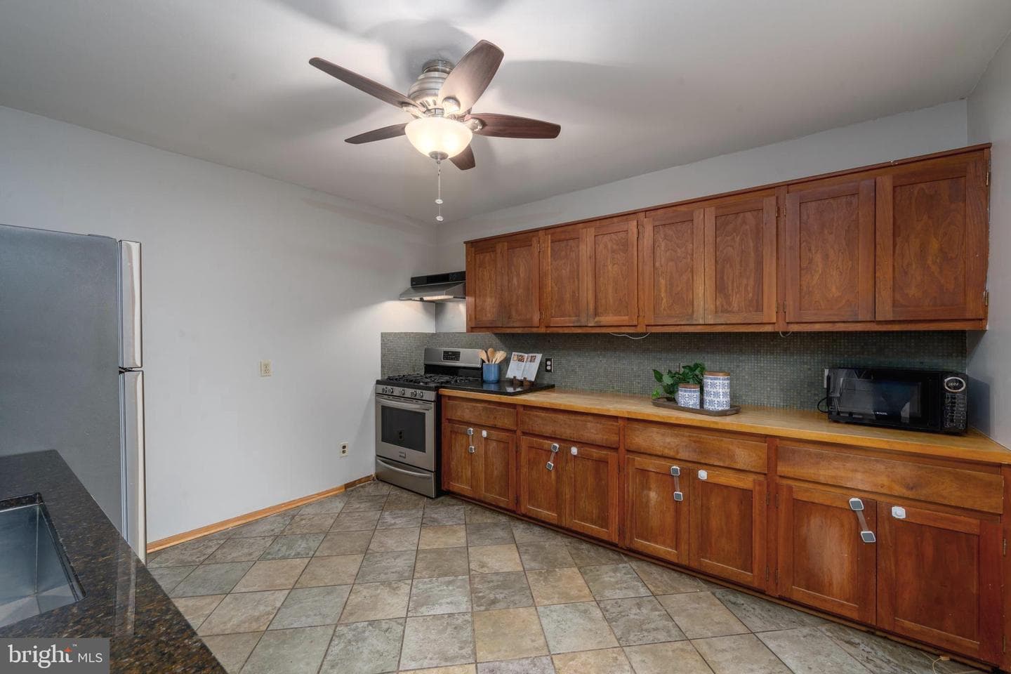 1543 Covington Street photo 7