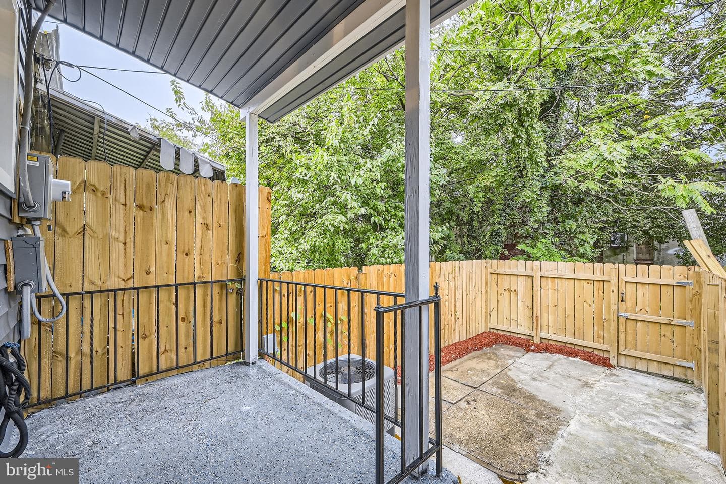 1819 Mchenry Street photo 17