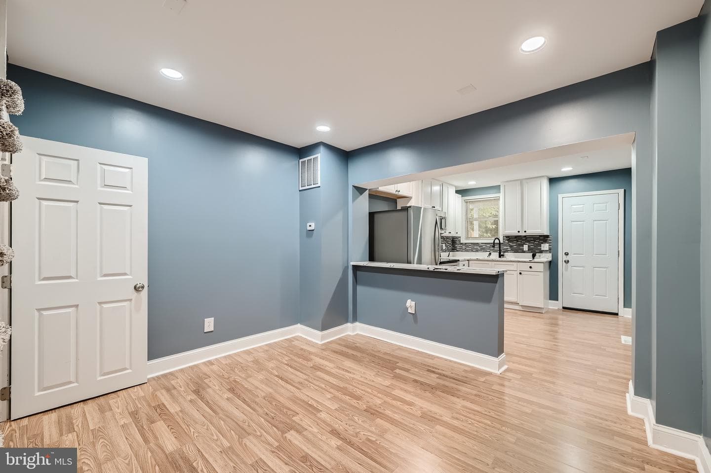 1819 Mchenry Street photo 4