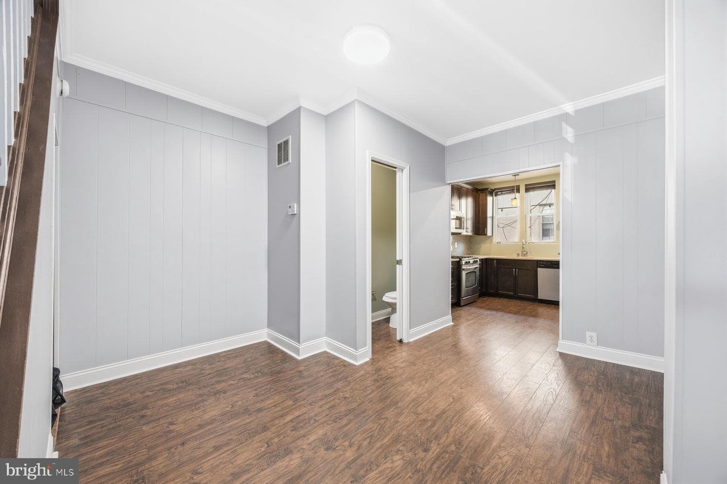 1425 E Clement Street photo 10