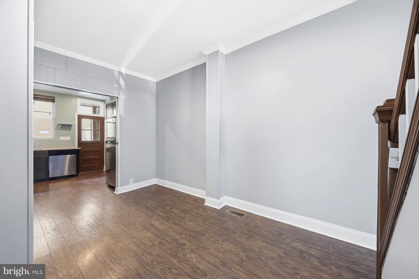 1425 E Clement Street photo 11