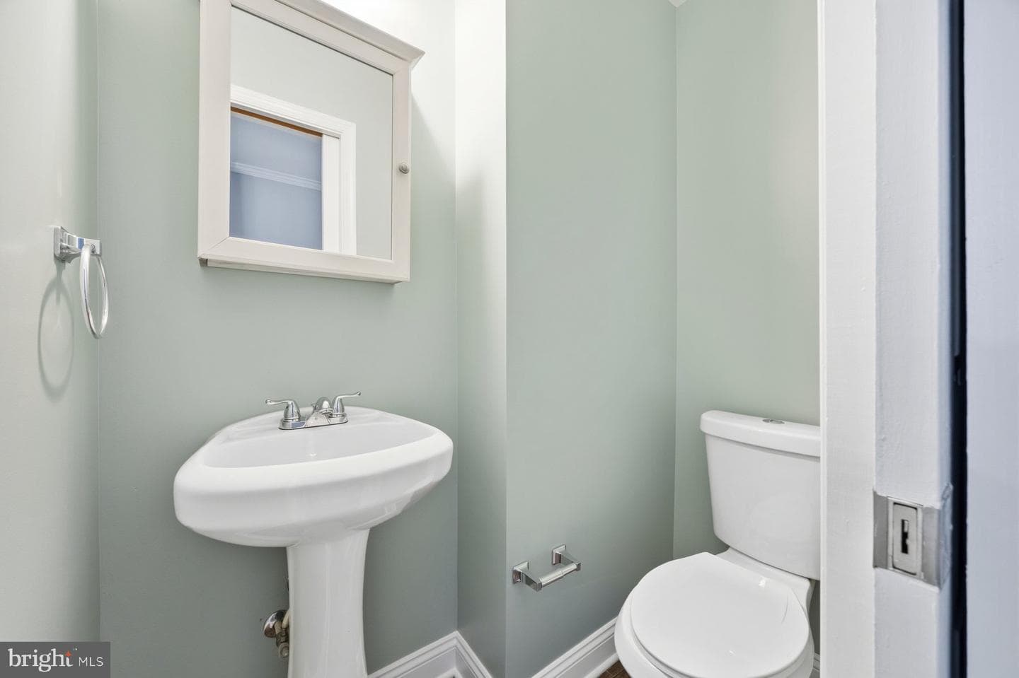 1425 E Clement Street photo 14