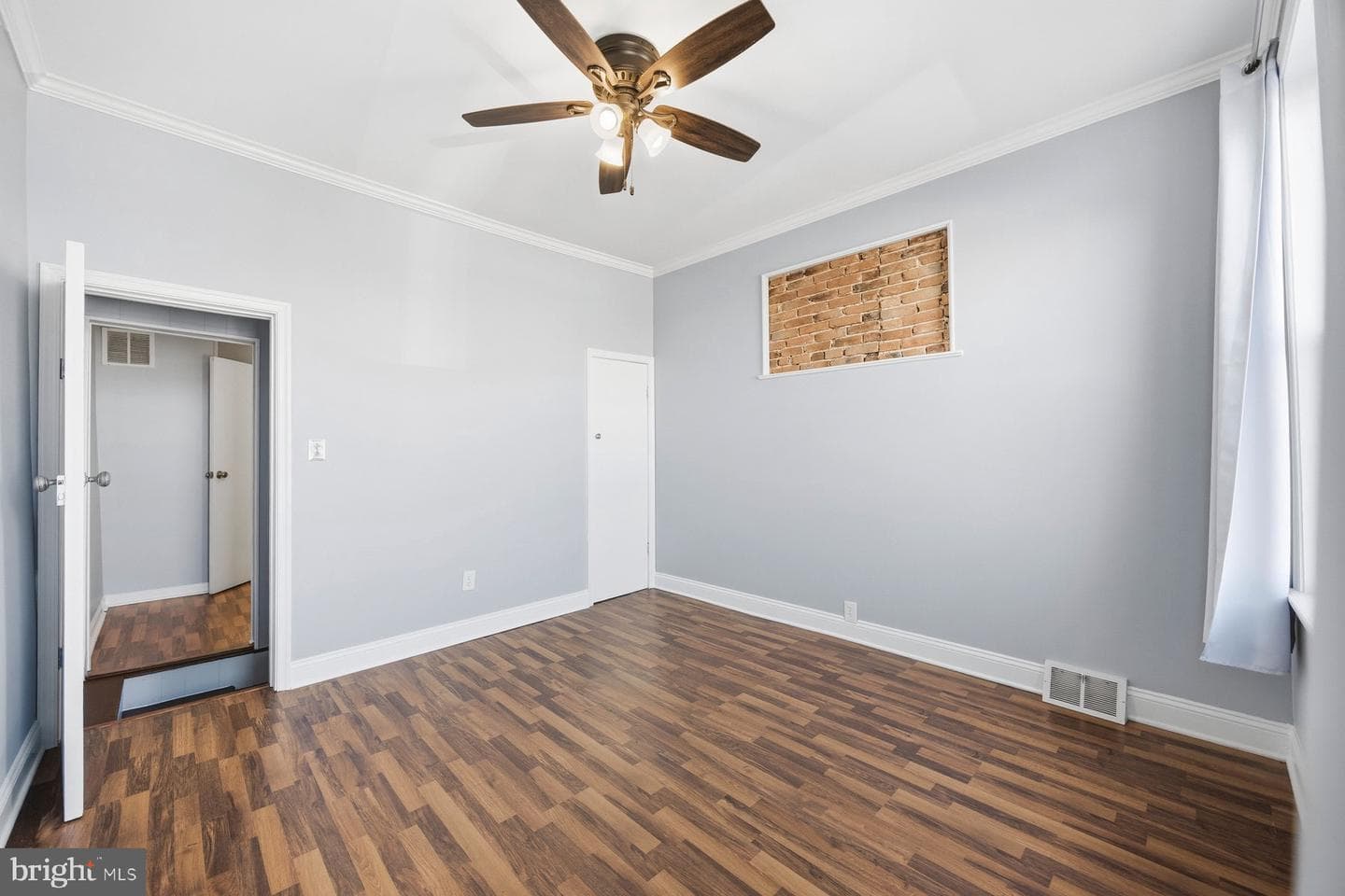 1425 E Clement Street photo 20