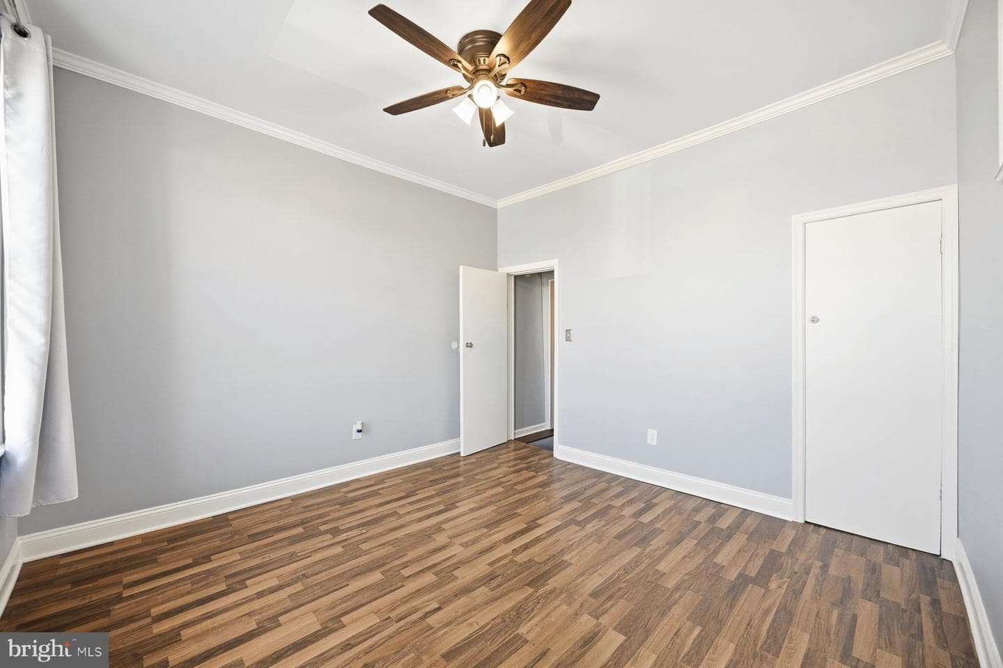 1425 E Clement Street photo 21