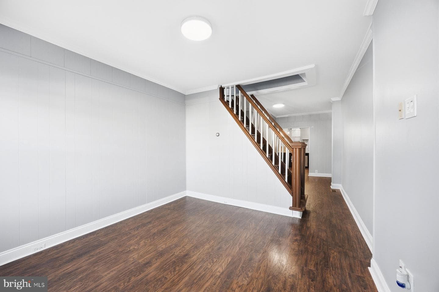 1425 E Clement Street photo 5