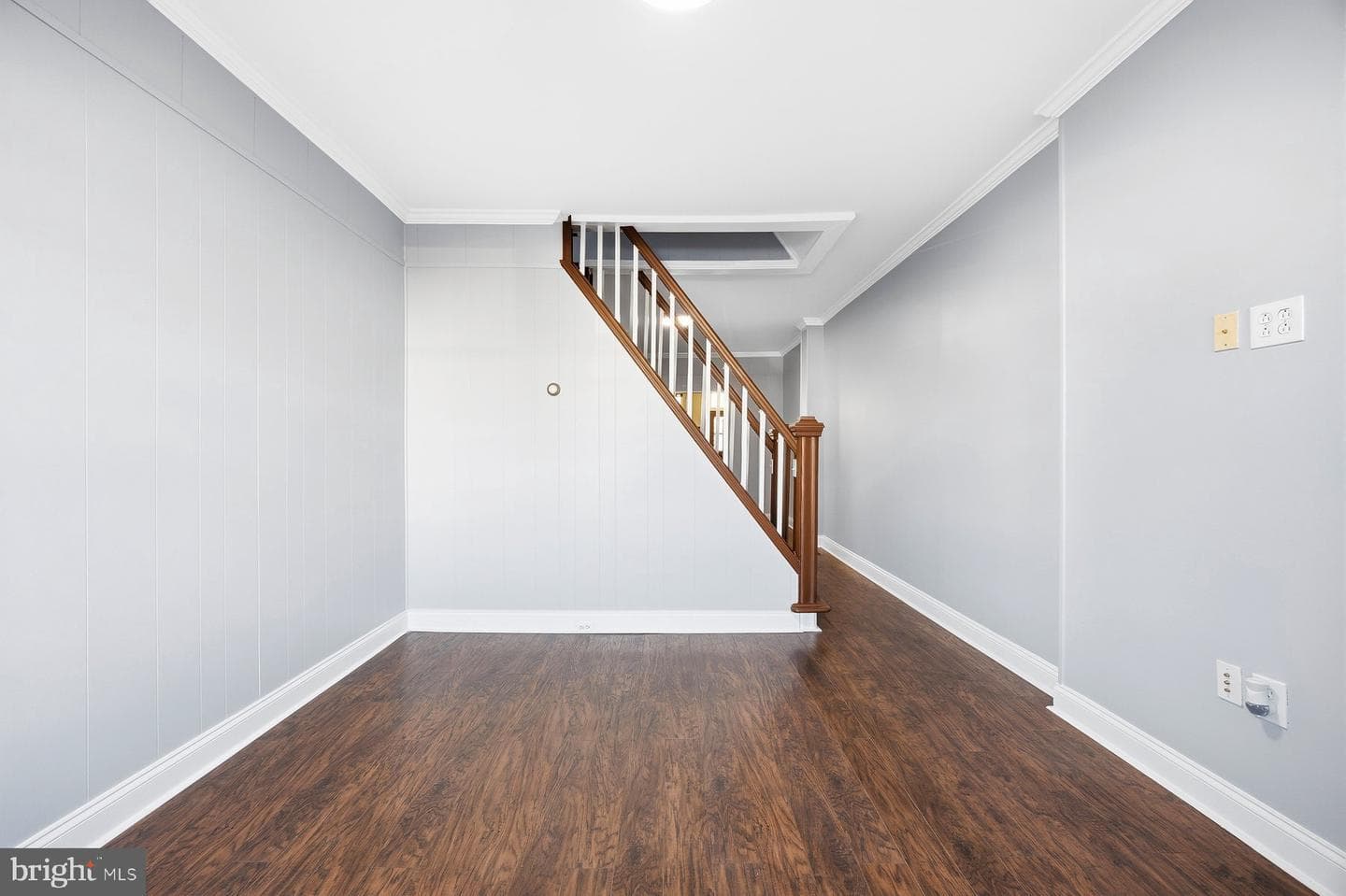 1425 E Clement Street photo 6