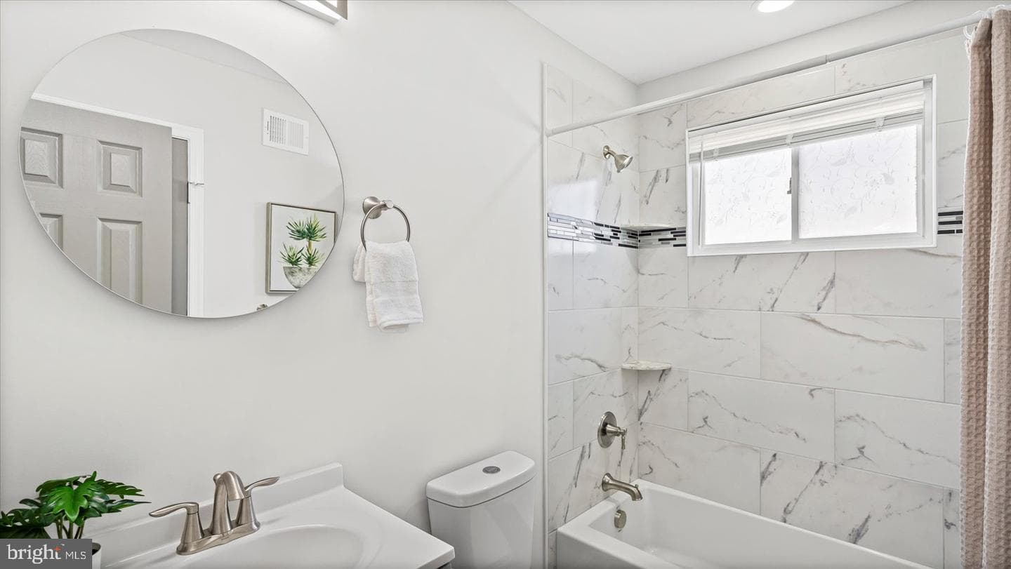 5304 Wabash Avenue photo 23