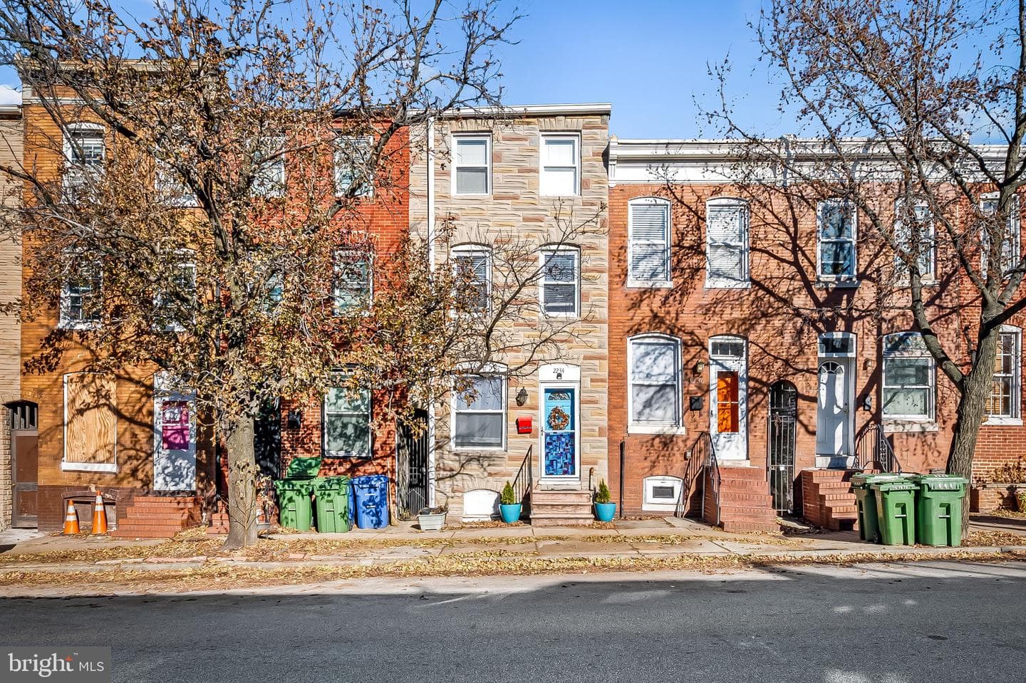 2234 Fleet Street photo 2