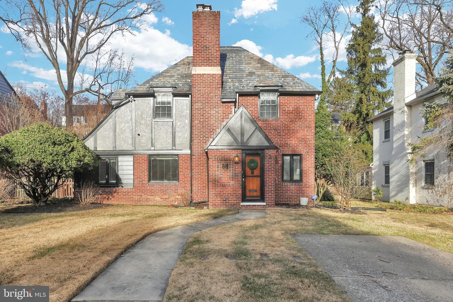 810 E Belvedere Avenue E photo 1