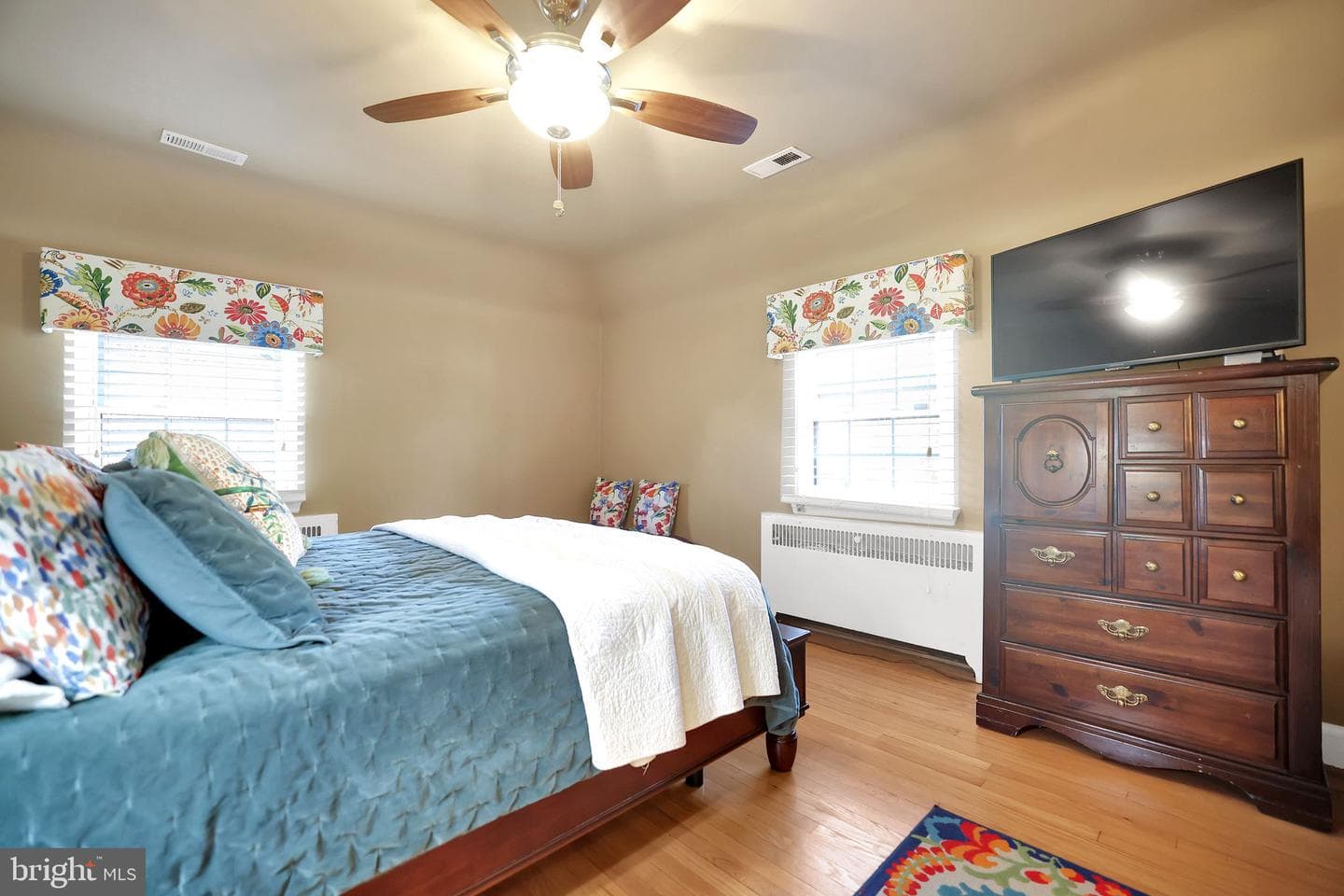 810 E Belvedere Avenue E photo 21