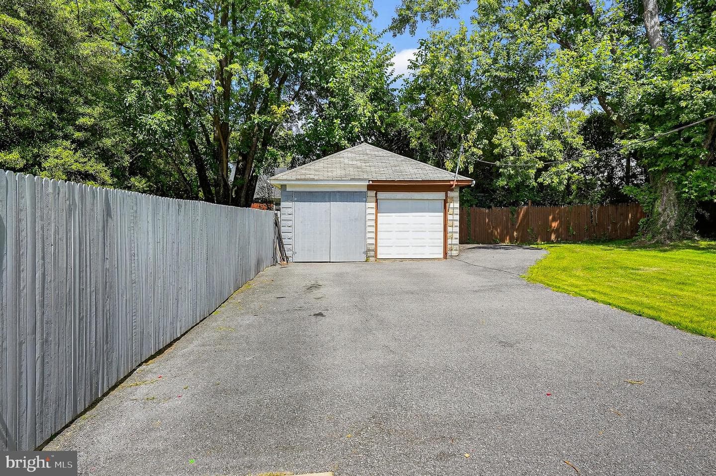 4600 Bayonne Avenue photo 29