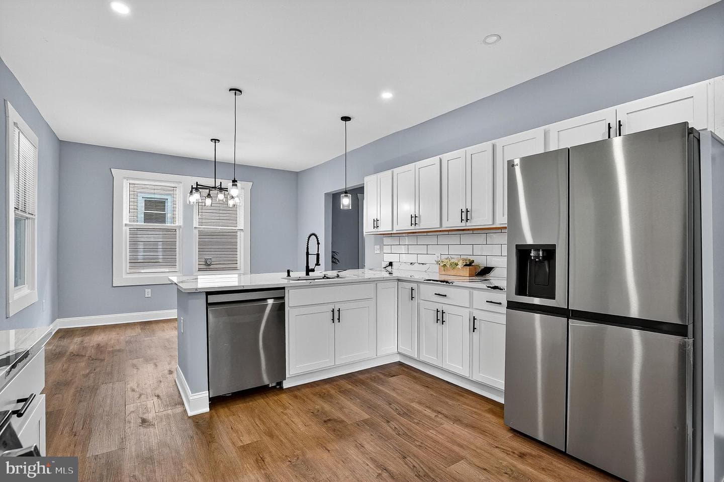 4600 Bayonne Avenue photo 3