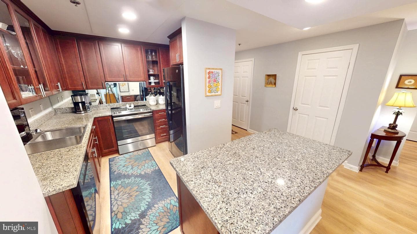960 Fell Street #609 photo 2