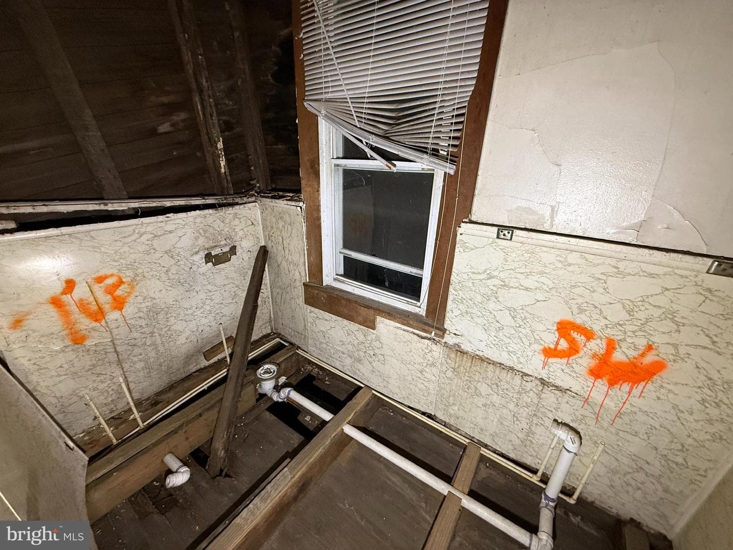 2535 Boyd Street photo 7