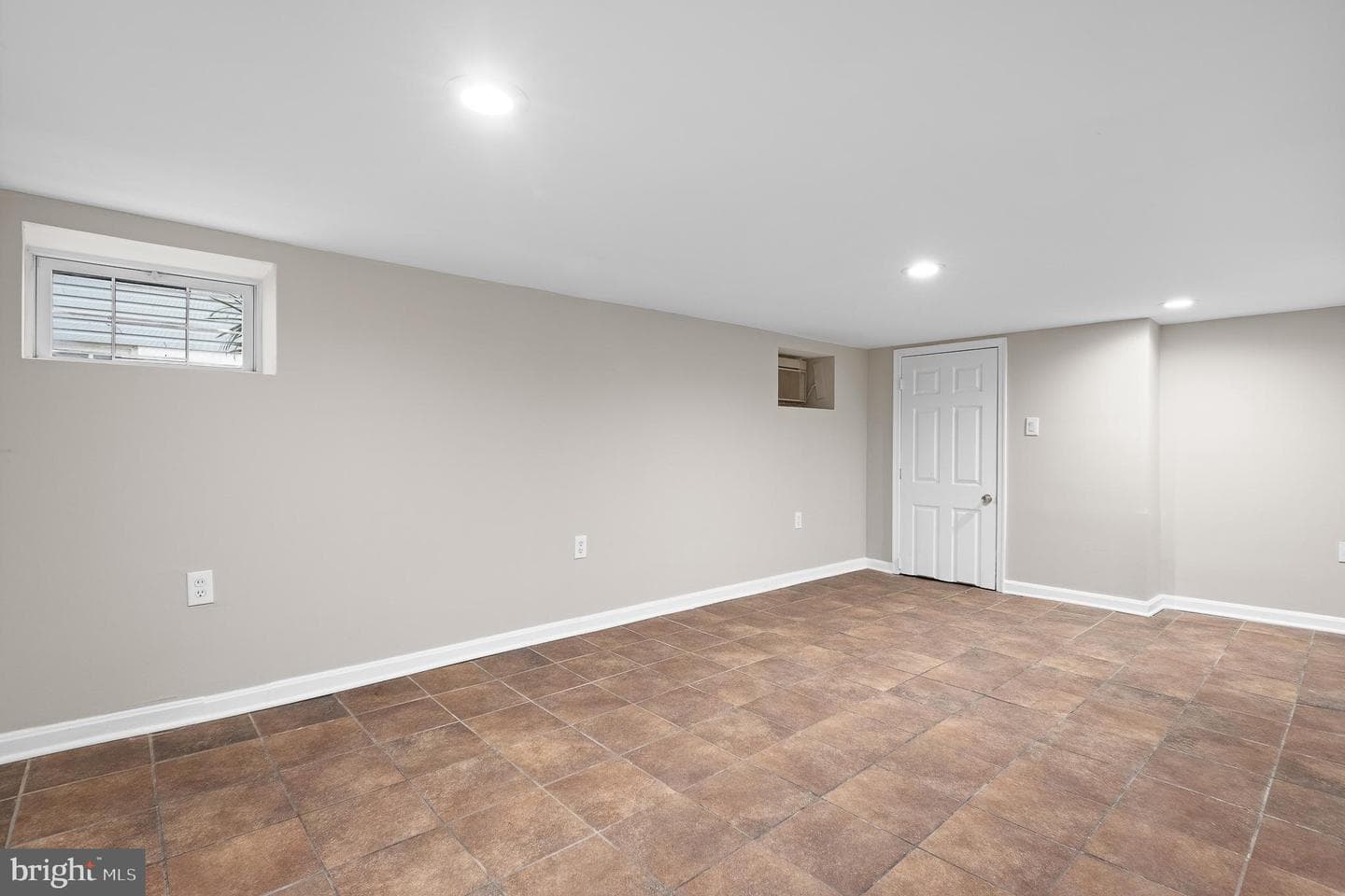 4206 Furley Avenue photo 60