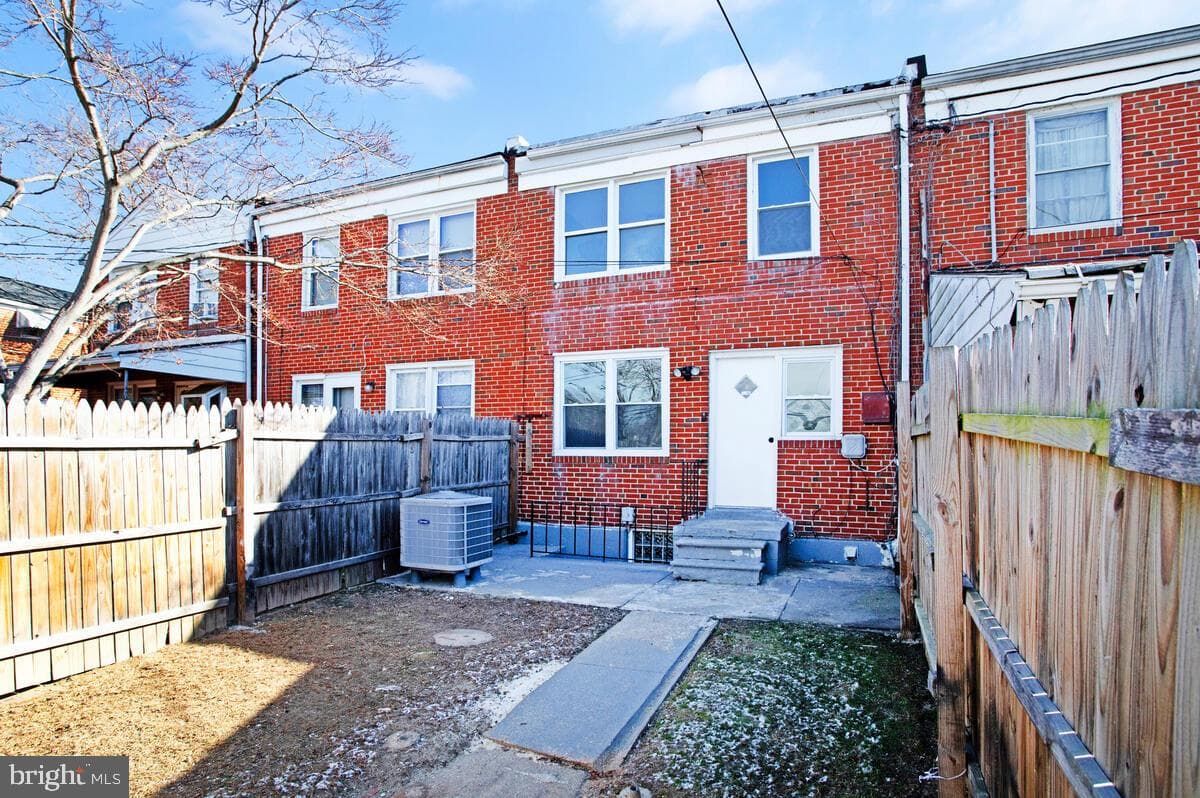 5528 Whitby Road photo 29