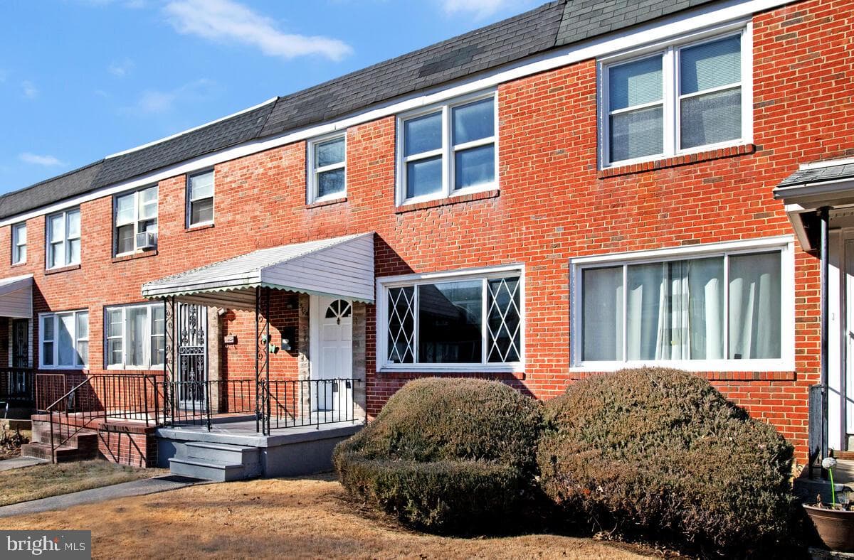 5528 Whitby Road photo 3