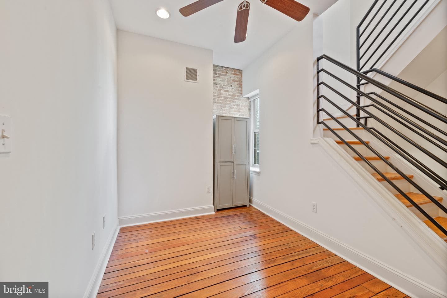 1745 S Charles Street photo 12