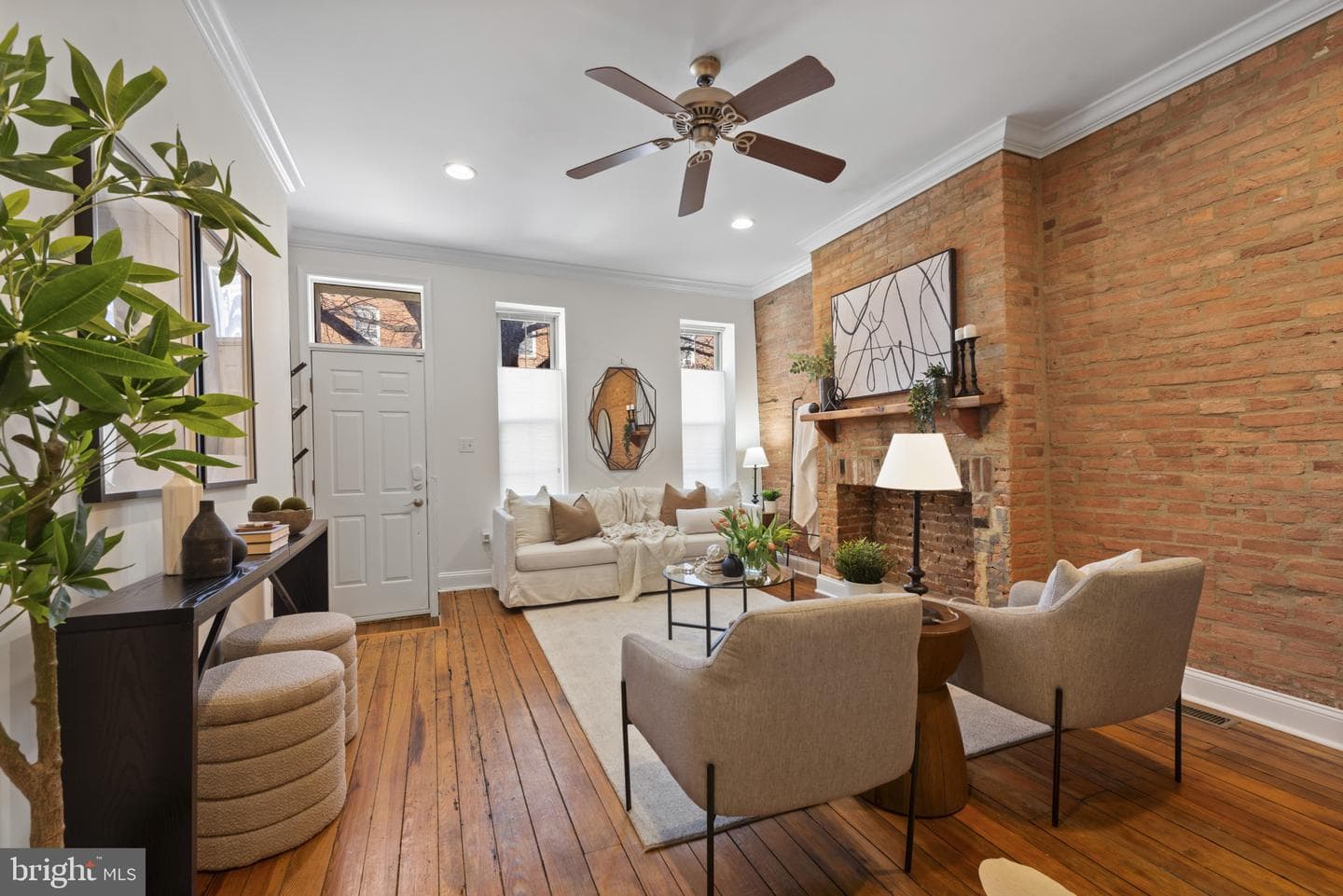 1745 S Charles Street photo 5