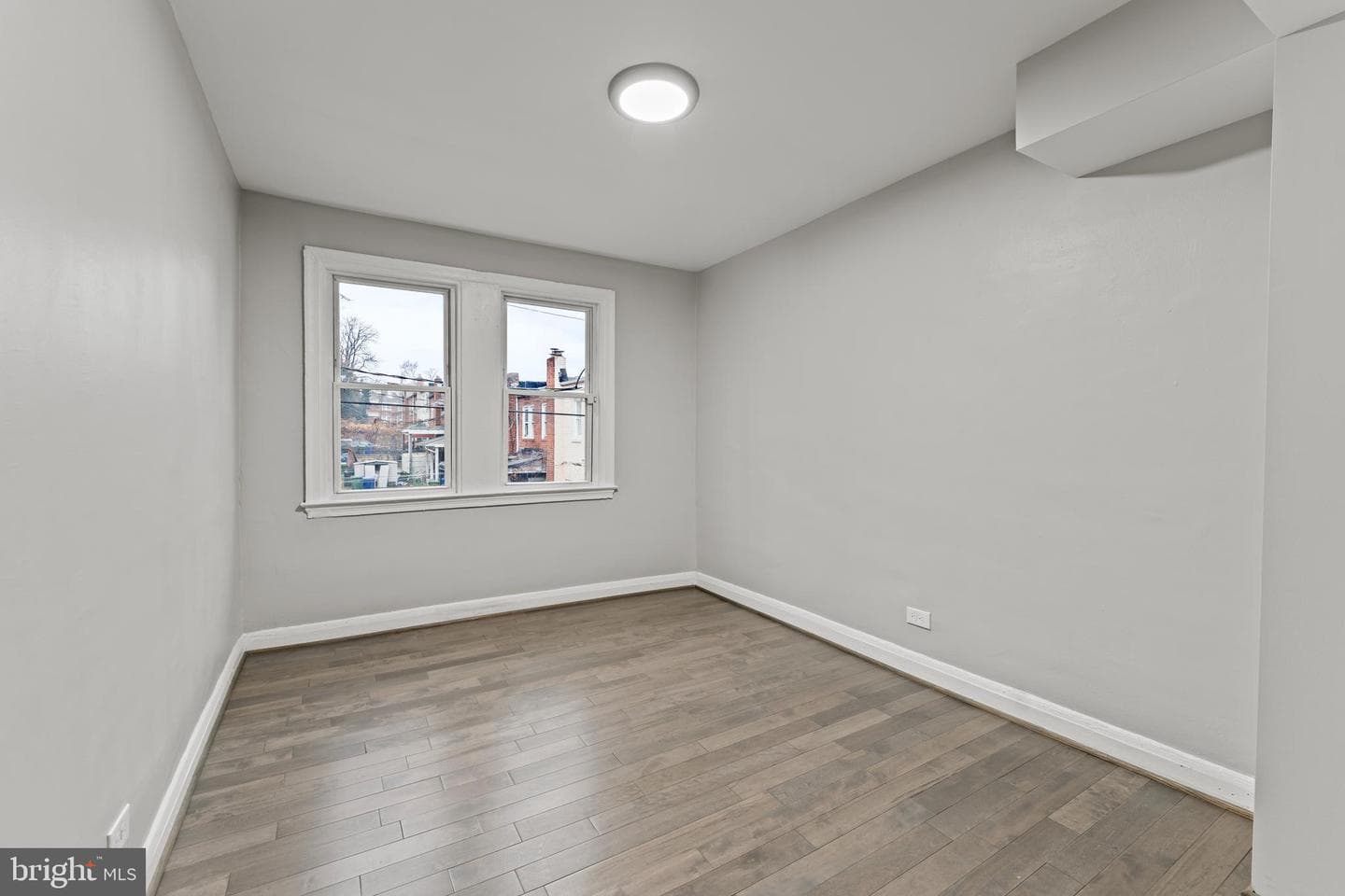 2422 Shirley Avenue photo 14