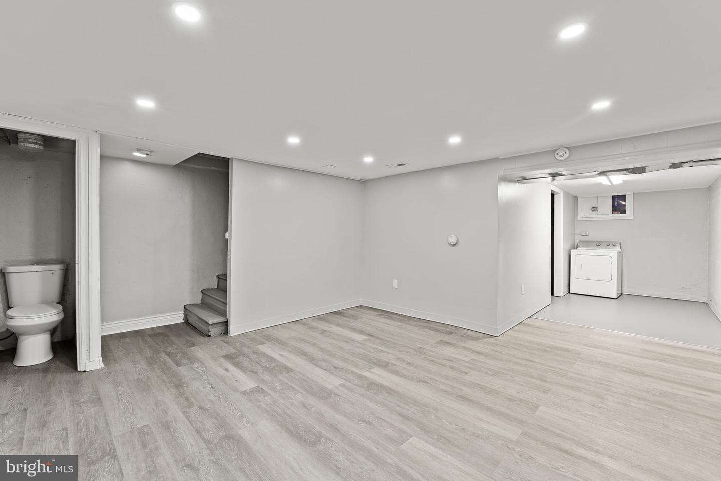 2422 Shirley Avenue photo 20