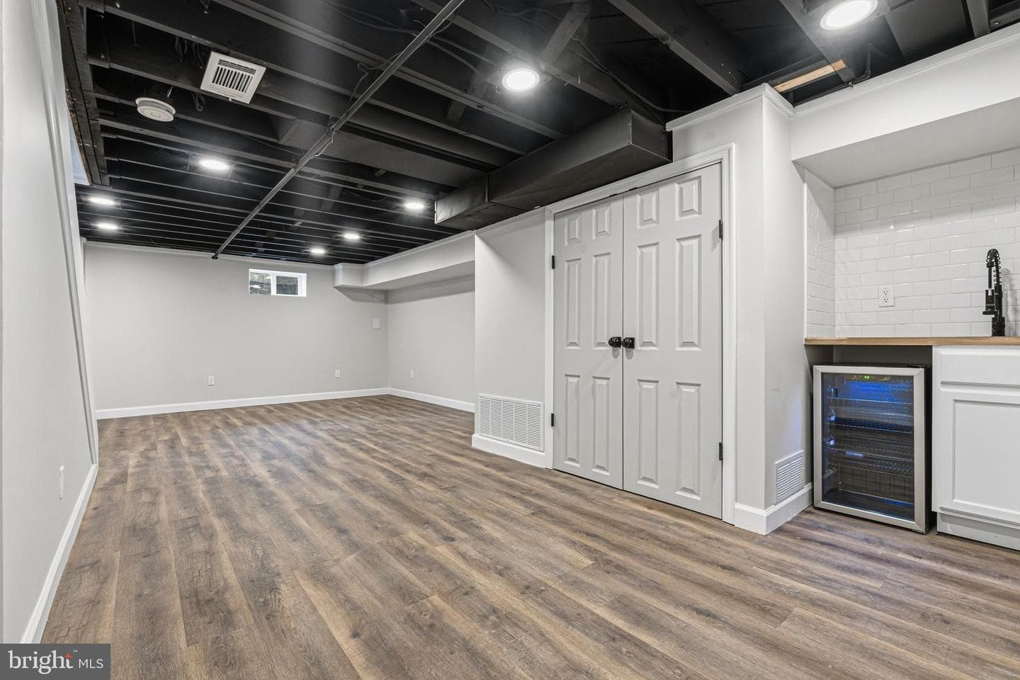 1326 Tompkins Street photo 14