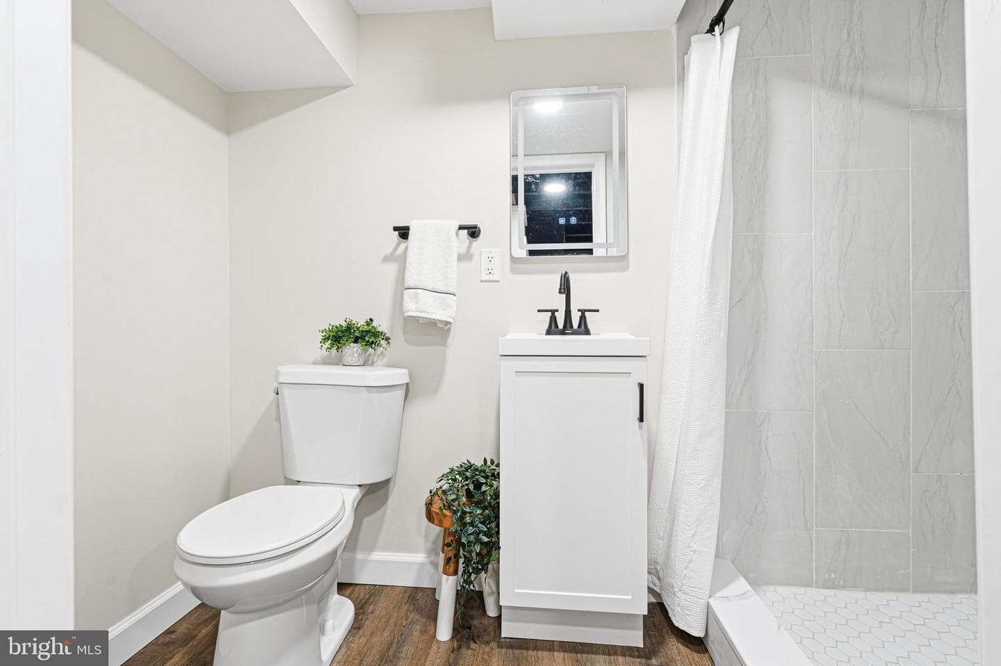 1326 Tompkins Street photo 15