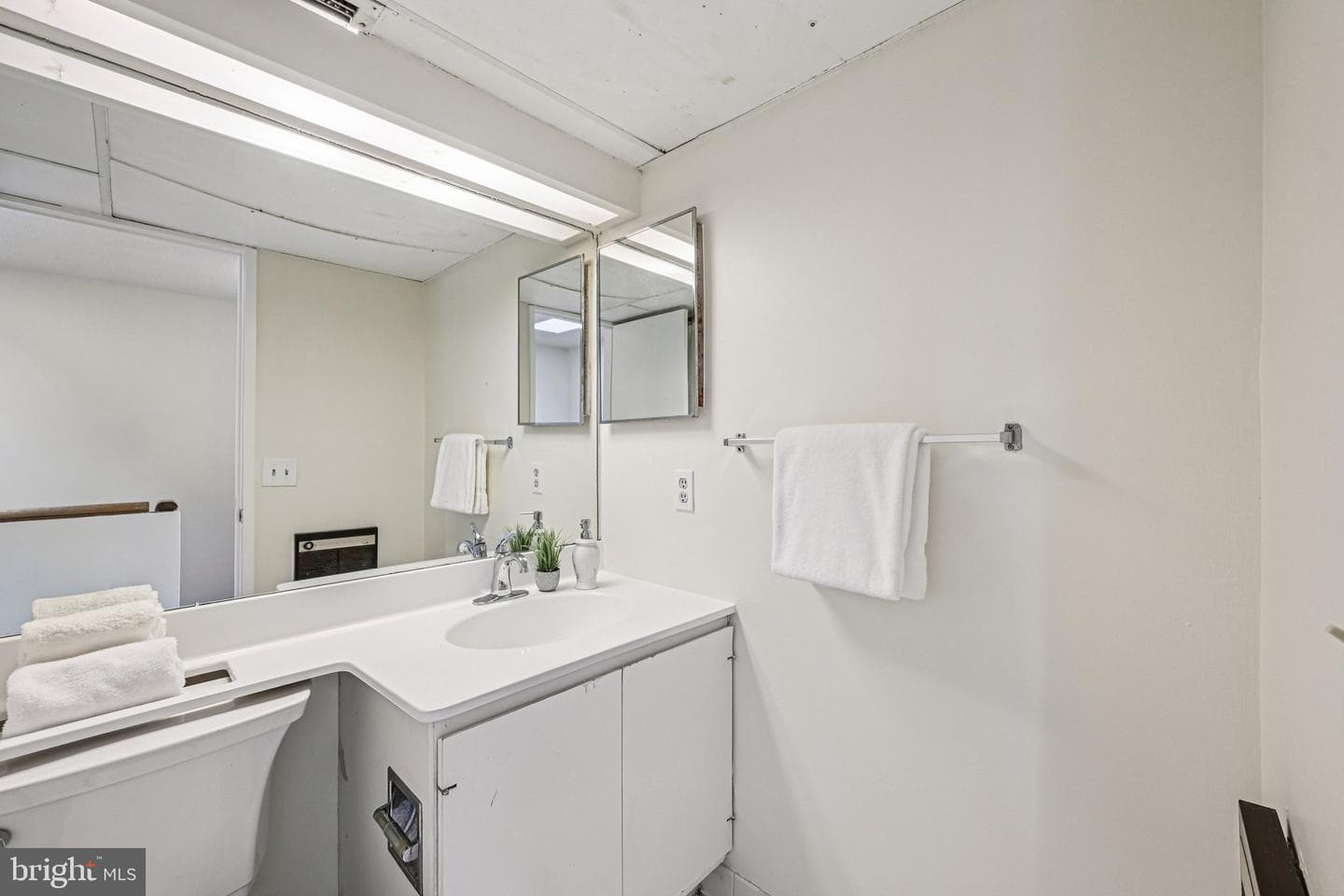 2303 Bayleaf Court photo 24