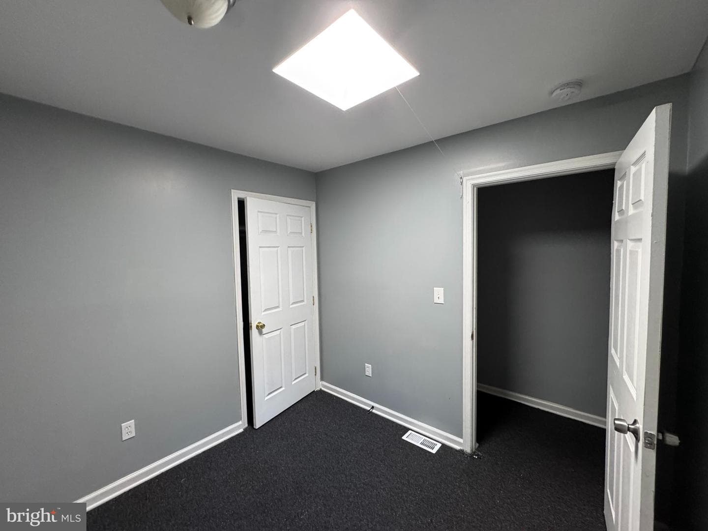 1025 N Carrollton Avenue photo 26