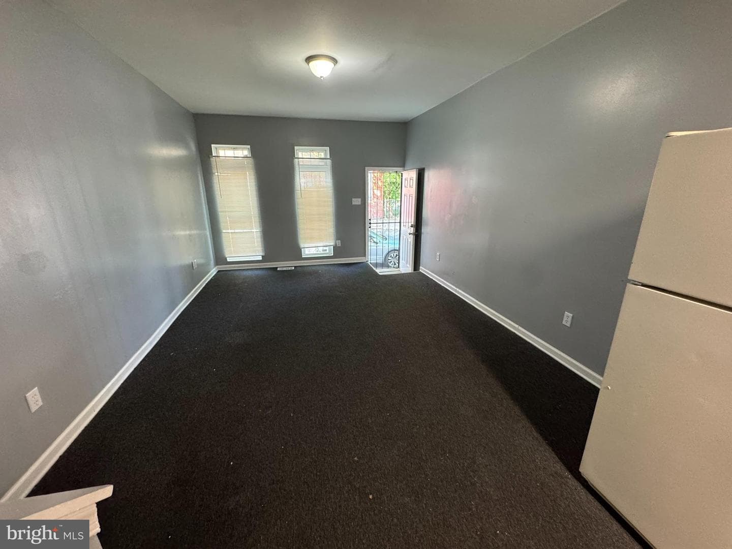 1025 N Carrollton Avenue photo 9