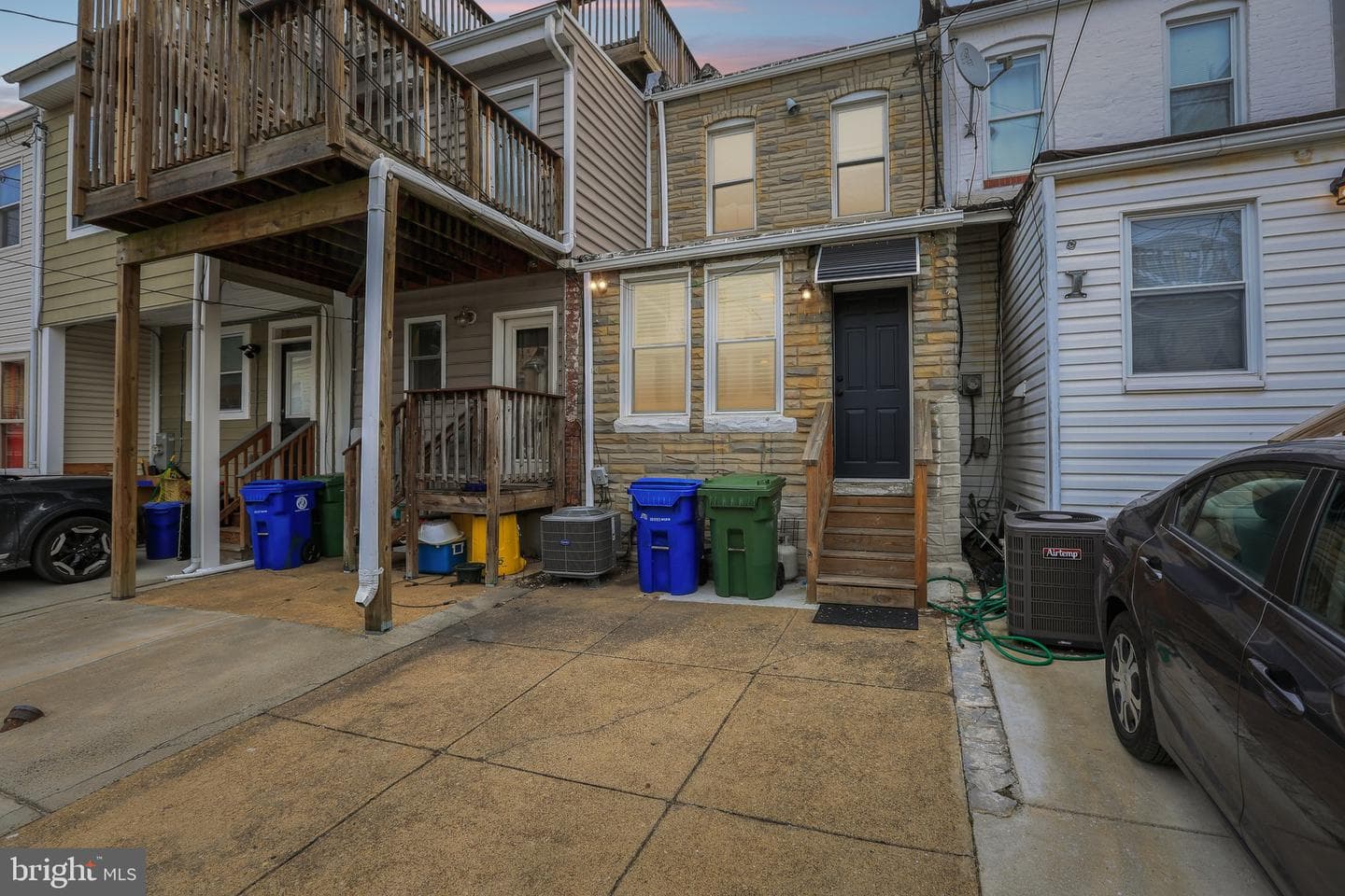 510 S Ellwood Avenue photo 28