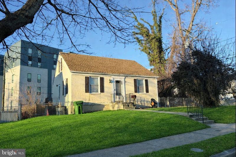 3007 Grindon Avenue photo 1