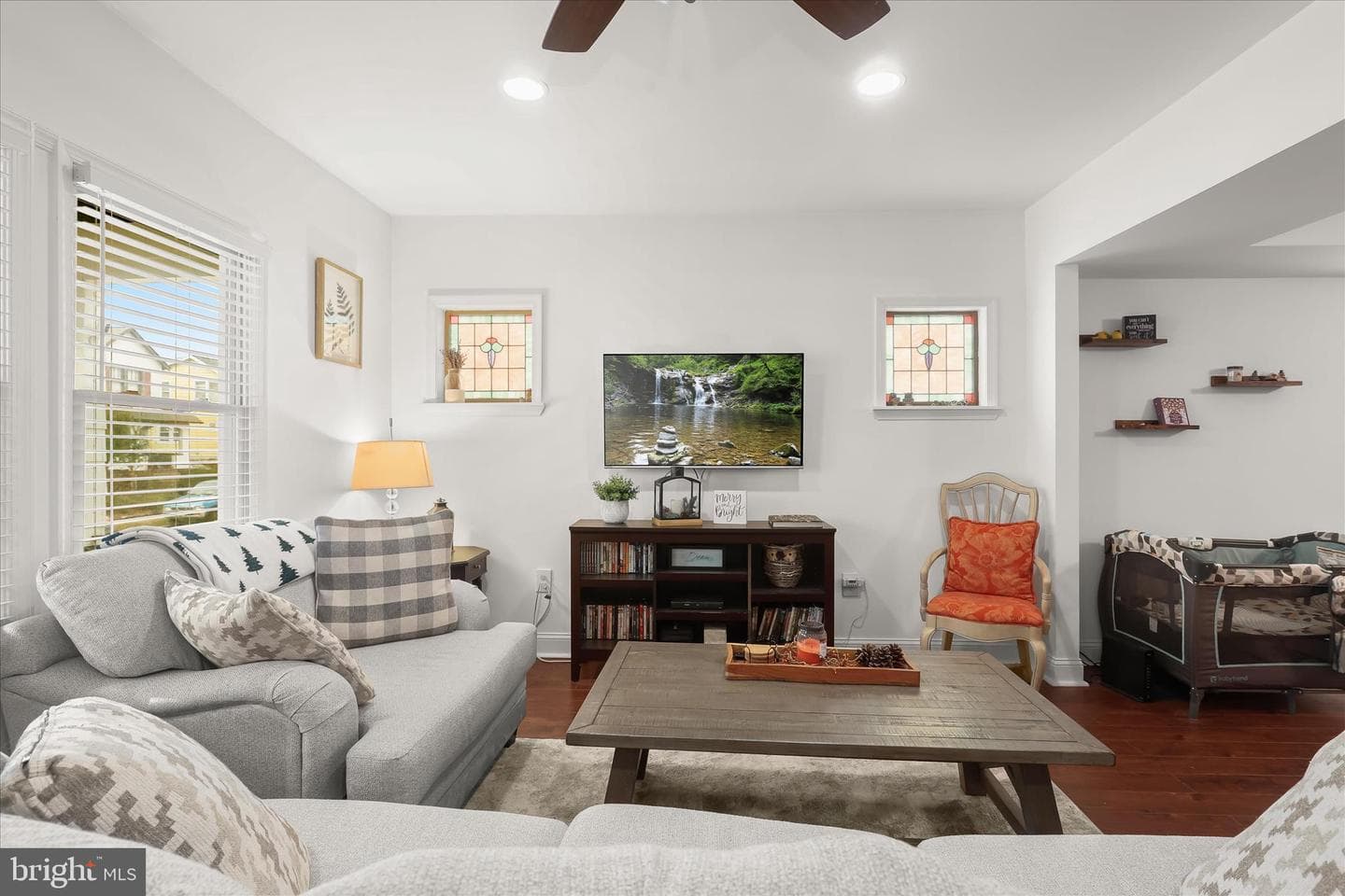 2824 Inglewood Avenue photo 4