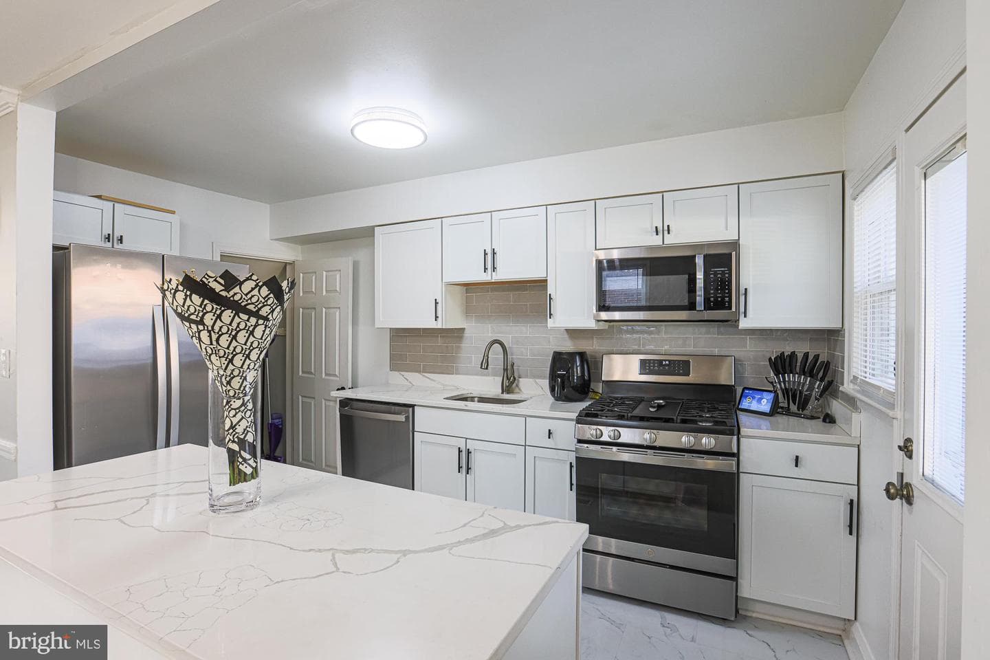 3802 Echodale Avenue photo 24