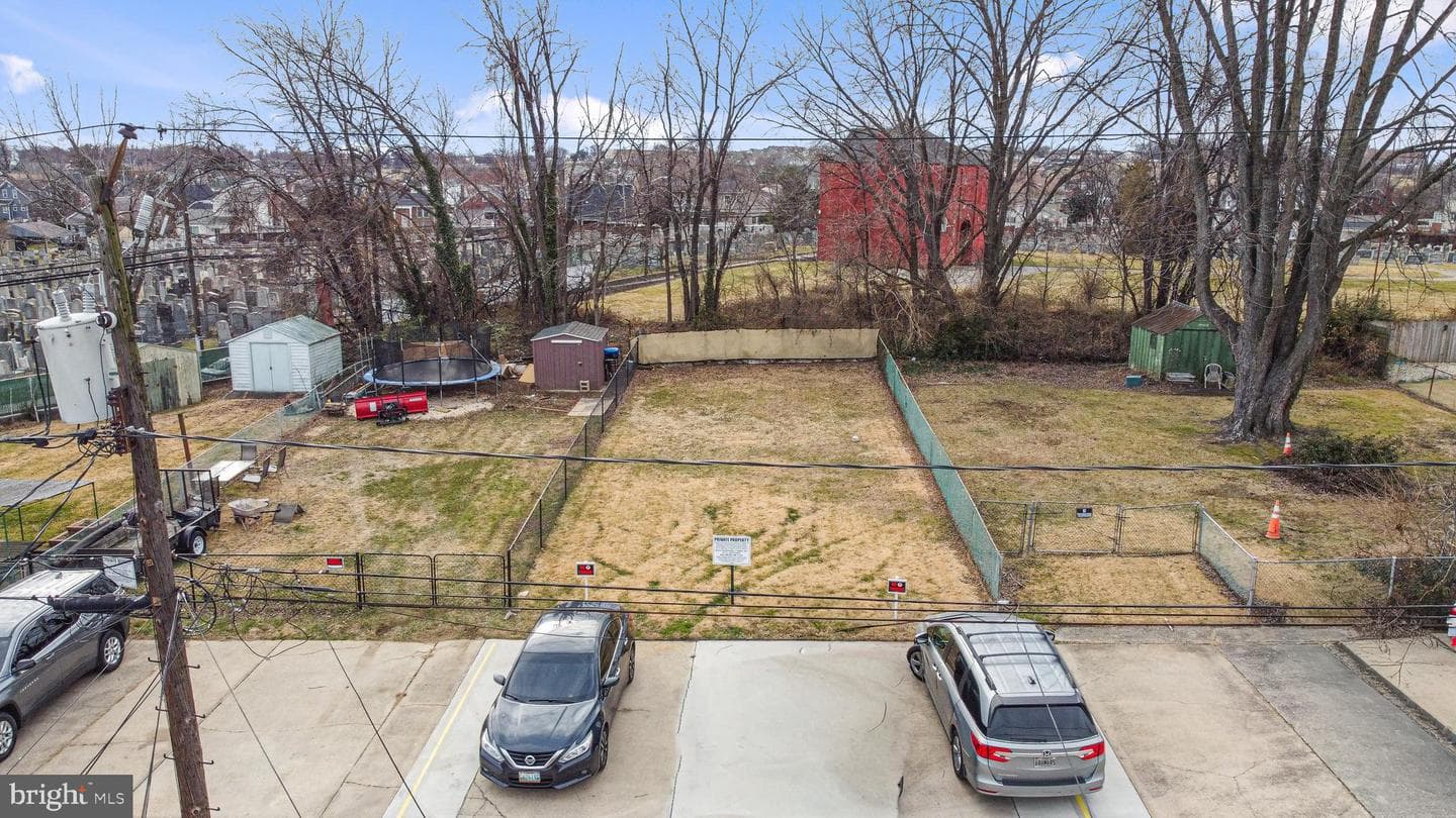 1242 Delbert Avenue photo 2