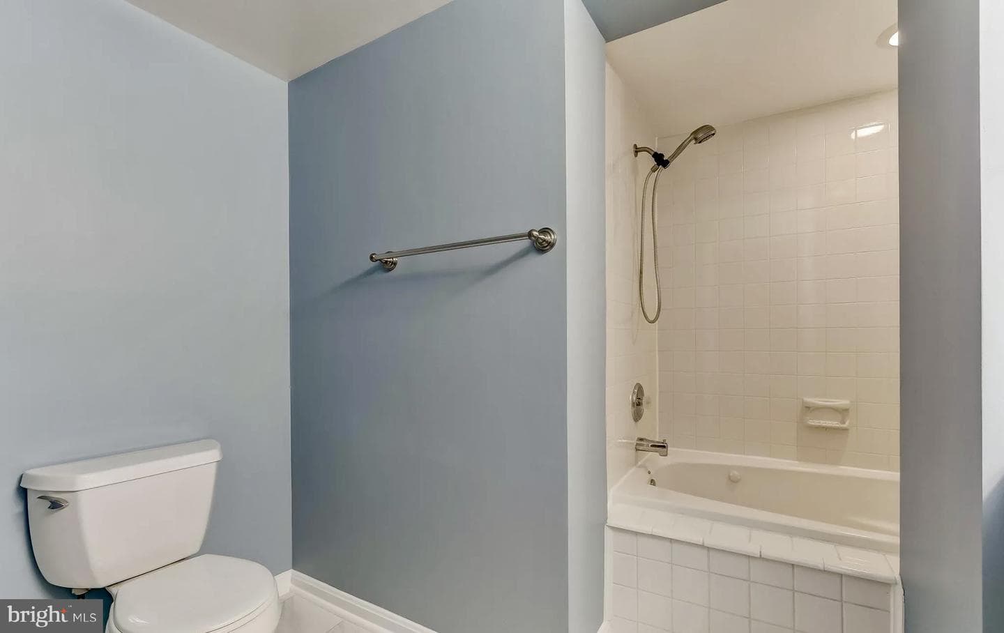 1049 S Charles Street photo 36