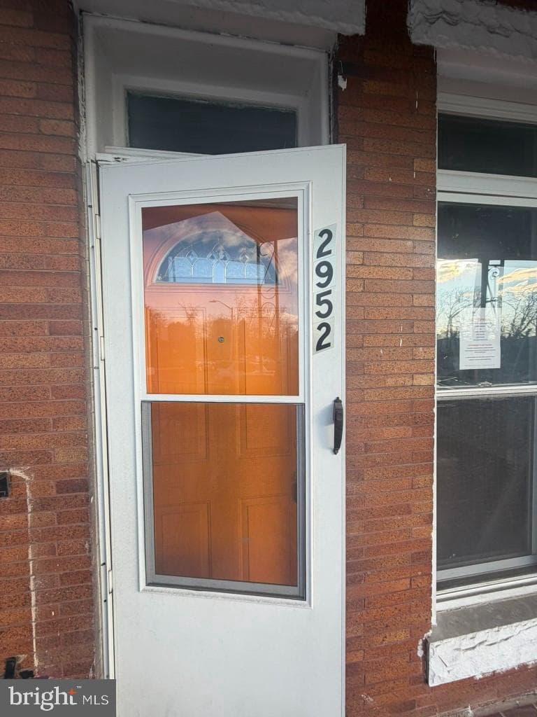2952 Presstman Street photo 2