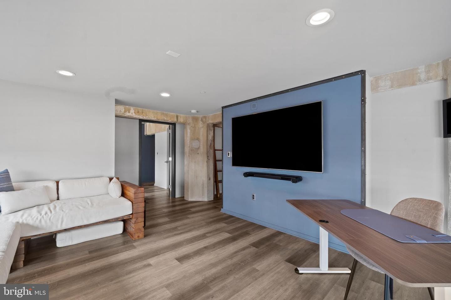 1200 Steuart Street #1119 photo 27
