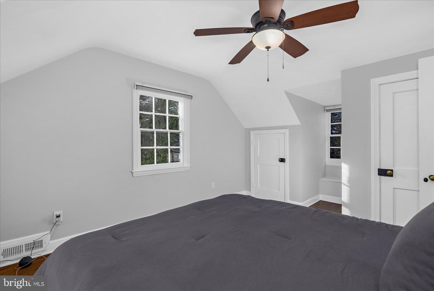 2441 N Forest Park Avenue photo 34