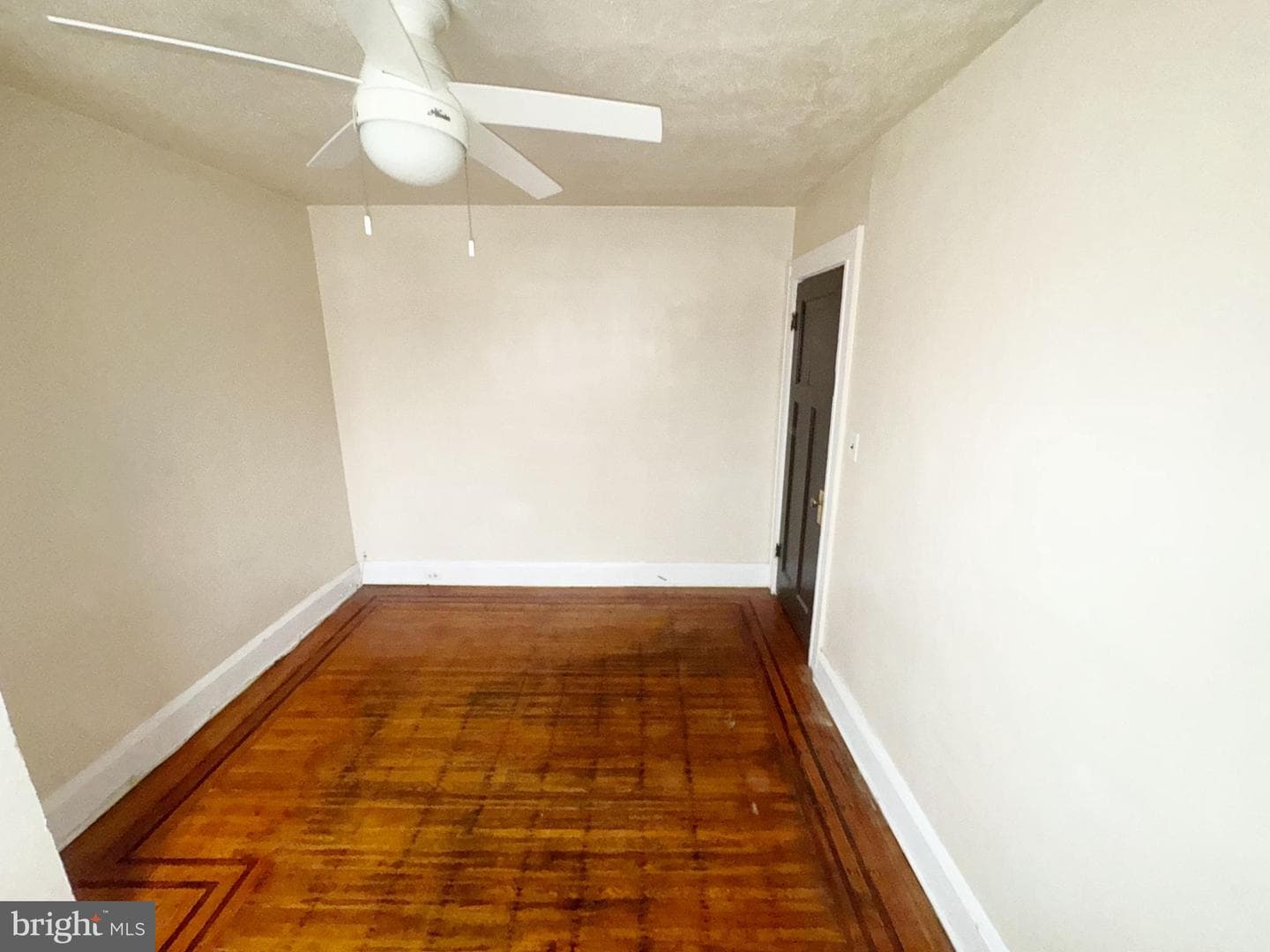 3323 Kenyon Avenue photo 18