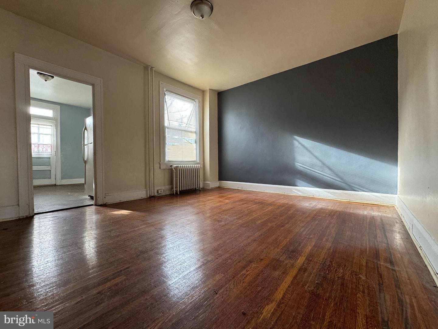 3323 Kenyon Avenue photo 8