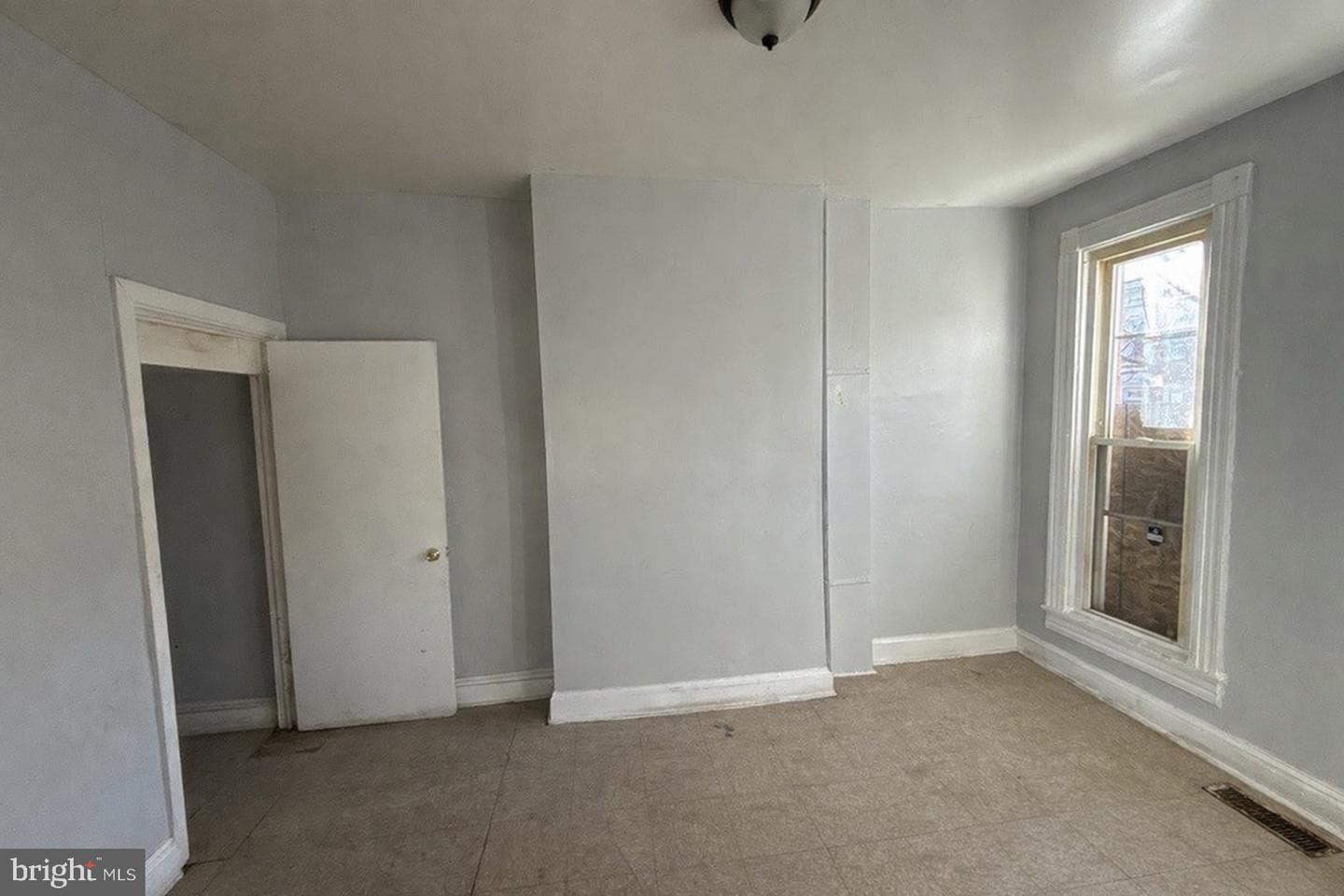 1521 N Carey Street, Baltimore
