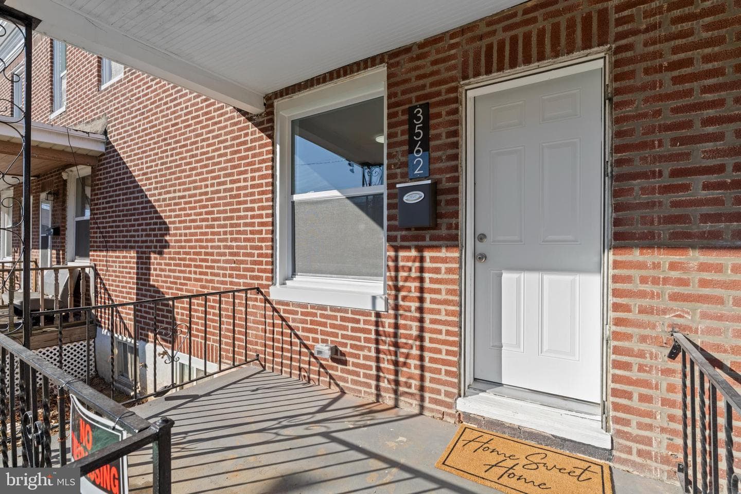 3562 Horton Avenue photo 3