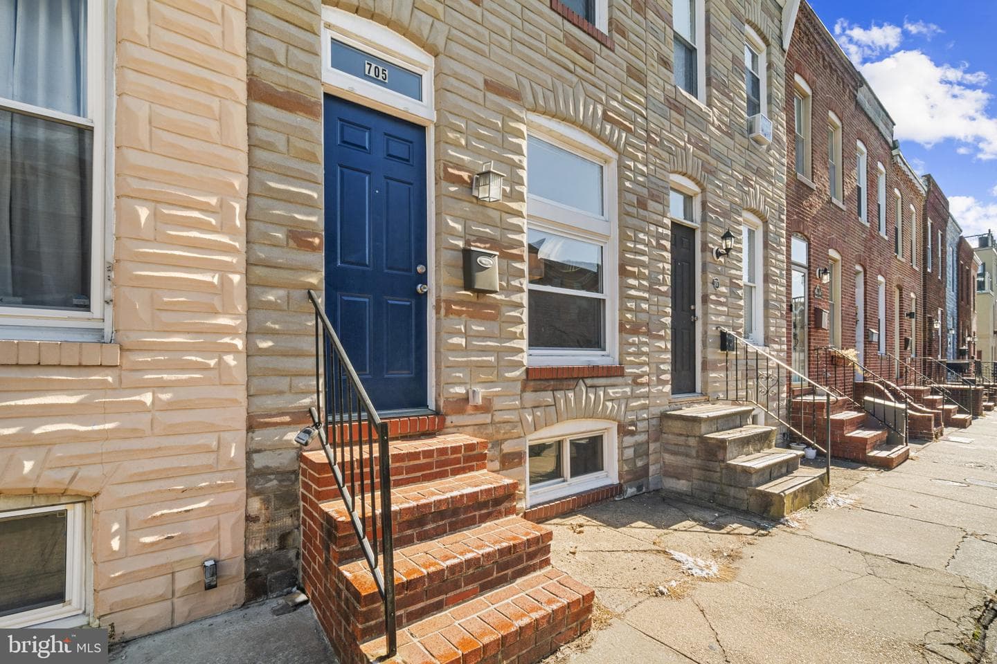705 S Robinson Street photo 21