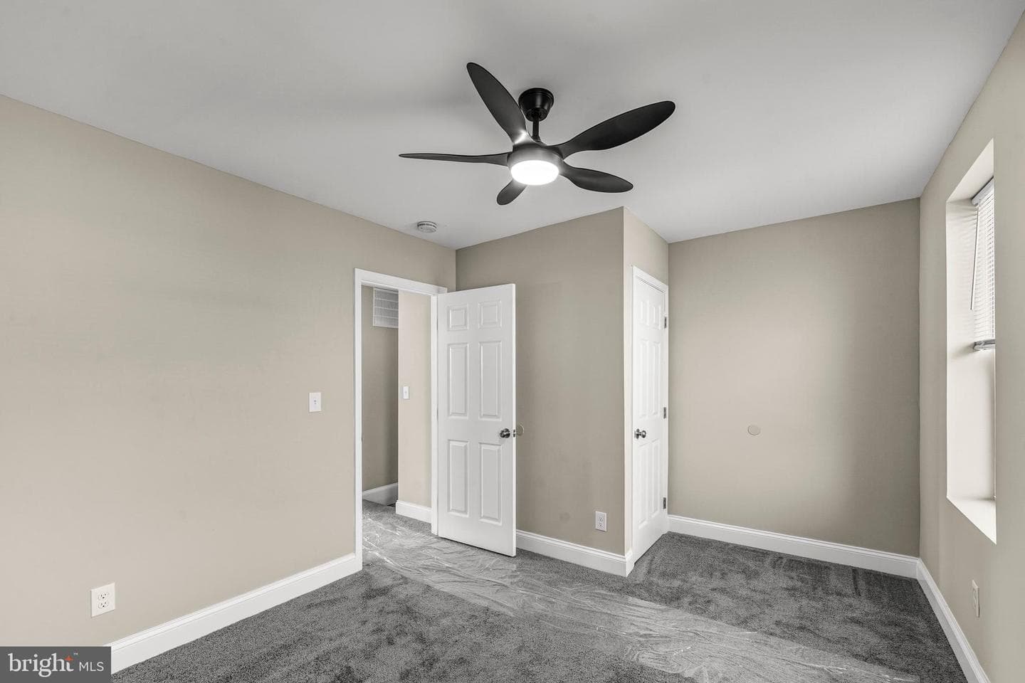 3307 Ravenwood Avenue photo 13