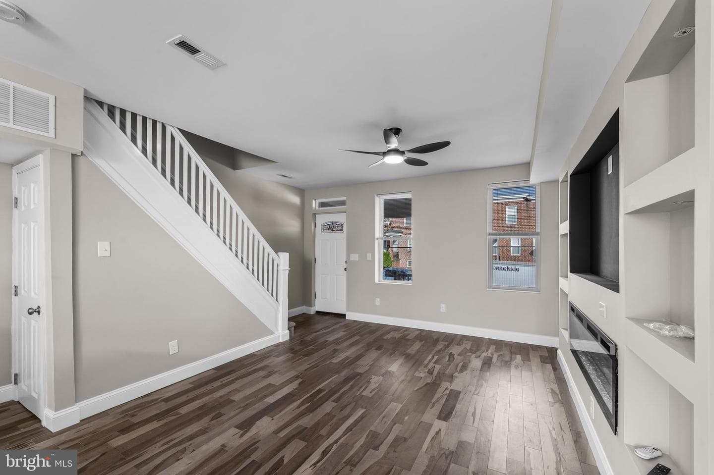 3307 Ravenwood Avenue photo 7