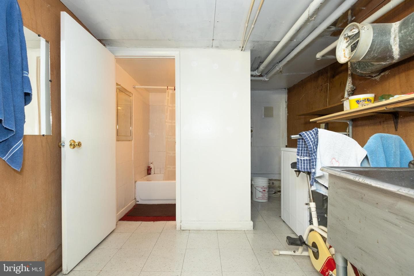 505 E 35th Street photo 36