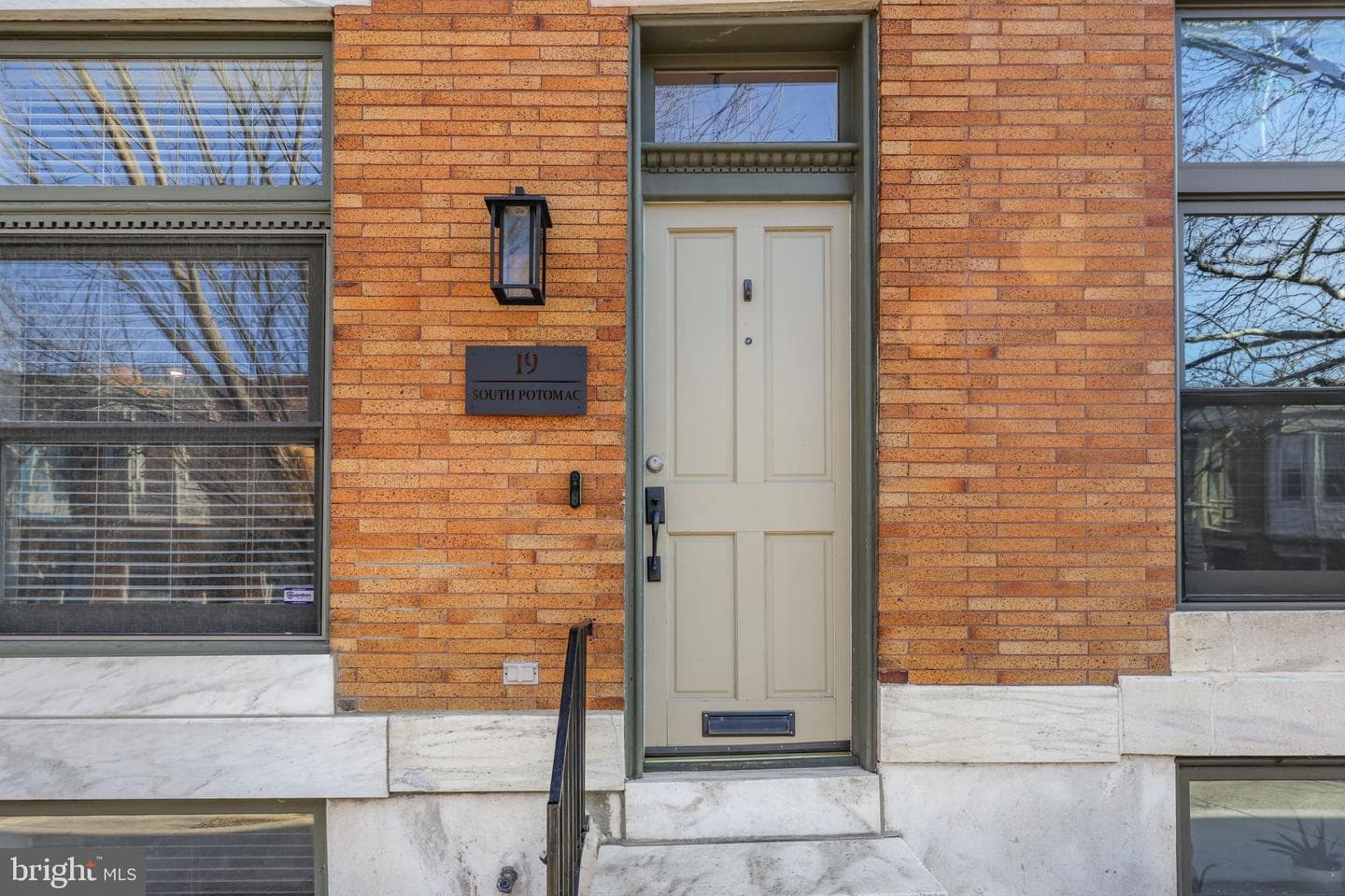 19 S Potomac Street photo 37